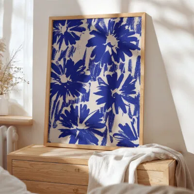 Wandbild mit abstrakten blauen Blumen