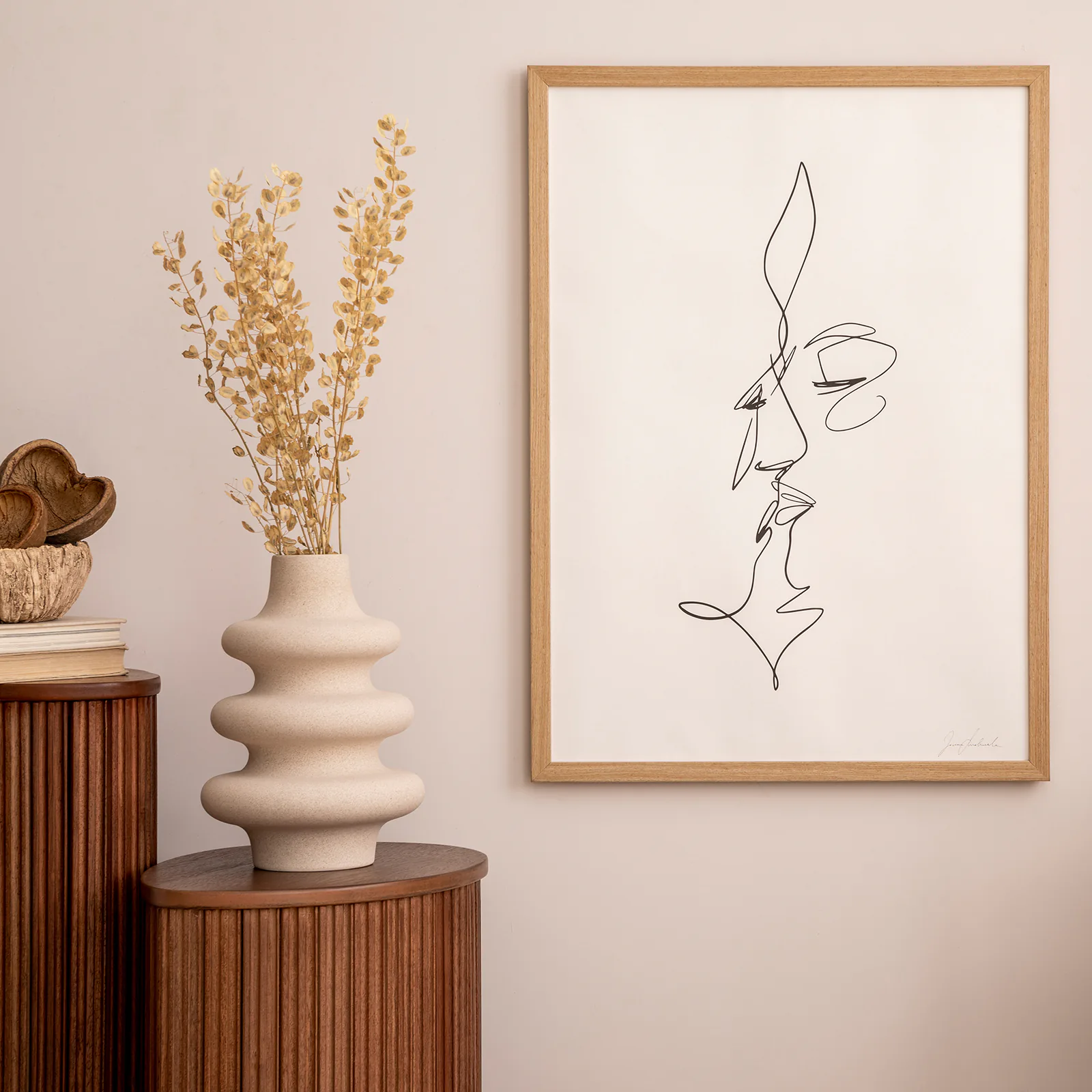 Trending Abstract Wall Art 2025 in Modern Living Room