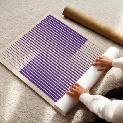 Bauhaus paveikslas – Violetinės vertikalios linijos