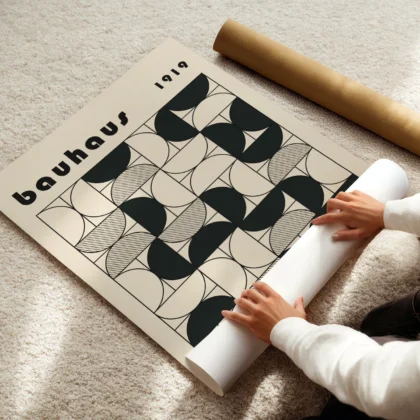 Bauhaus Wandbild – Schwarze Halbkreise